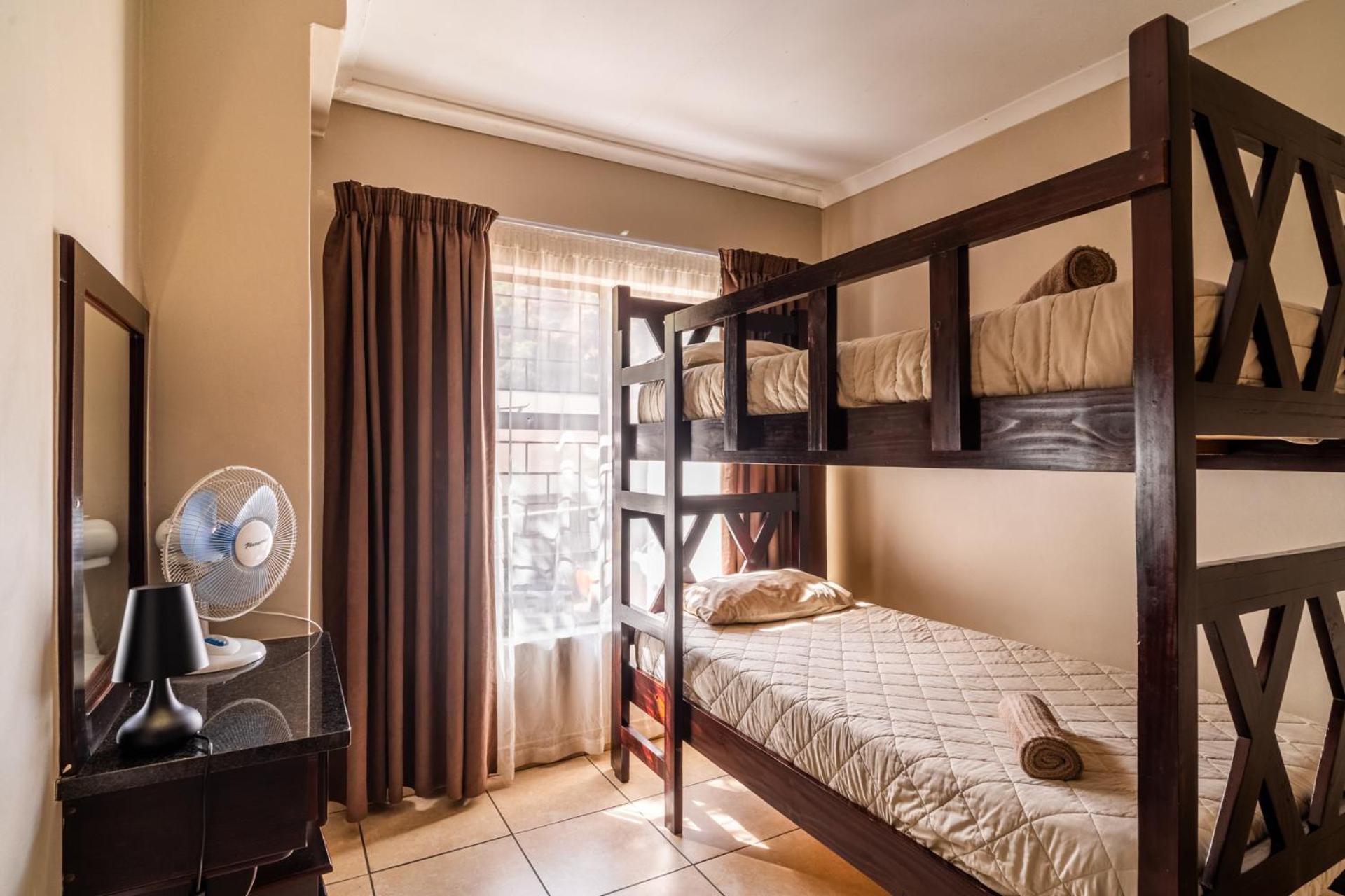 ATKV Klein-Kariba Hotel Bela-Bela Bagian luar foto
